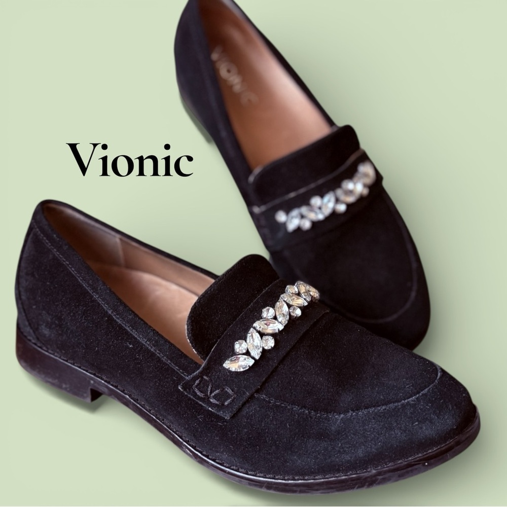 Vionic Avvy Jeweled Black Suede Loafers. Size 8. Gorgeous! Excellent preowned!!! - Picture 1 of 15